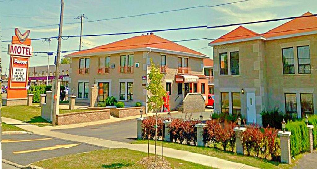 Motel Falcon Brossard Zewnętrze zdjęcie